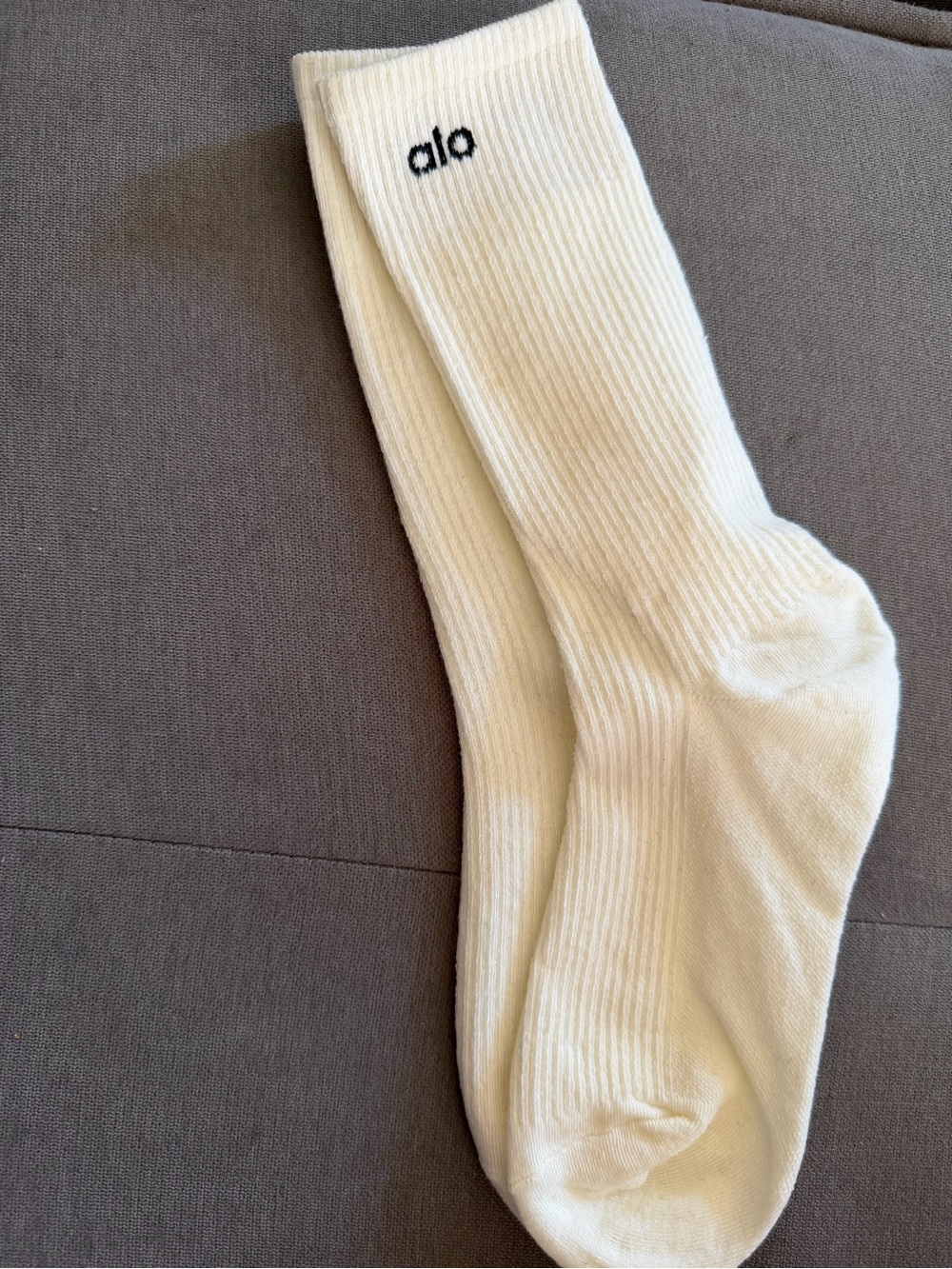 ALO Yoga Cream Ribbed Crew Socks with Logo